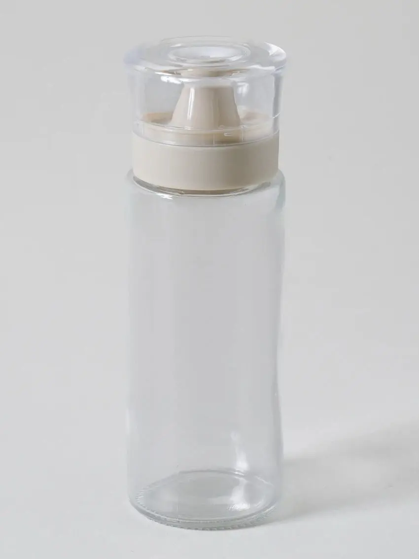 ガラスオイルボトル240ml：調理台を小さく整える