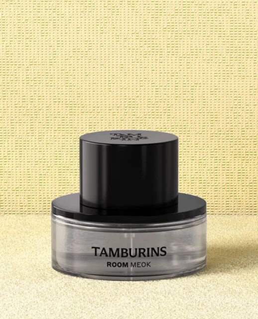 TAMBURINS MEOK — デスクから部屋へ、木の香りを